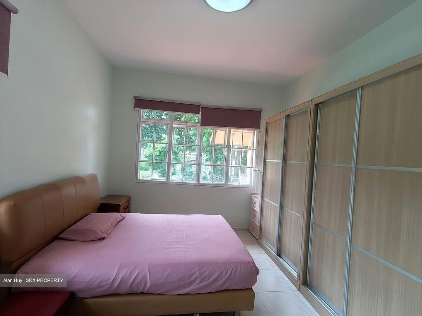 Rochdale Road (D19), Terrace #549137801